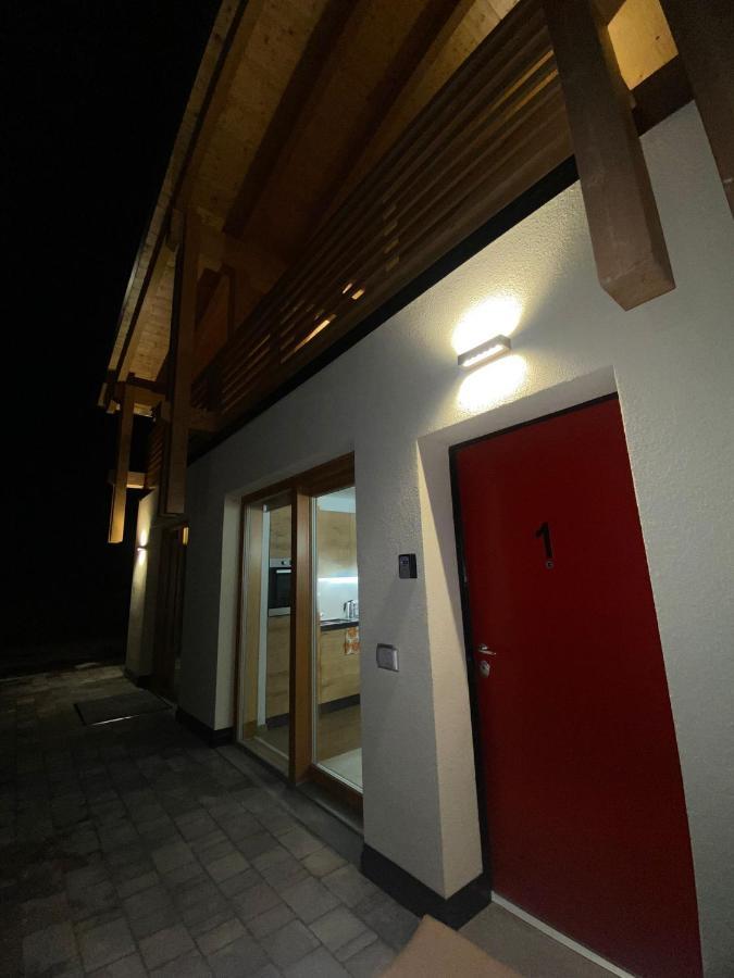 Chalet Relax Molveno E Andalo Dolomitiヴィラ エクステリア 写真