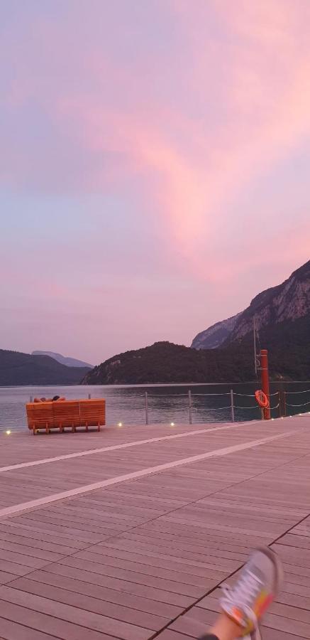 Chalet Relax Molveno E Andalo Dolomitiヴィラ エクステリア 写真